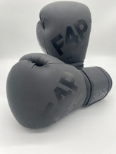 Charger l'image dans la galerie, Gants de boxe Blackout